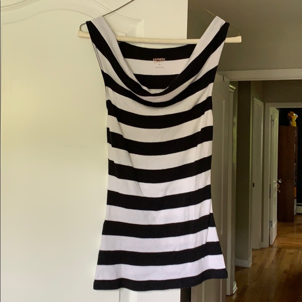 (5/$25) Express Top XS